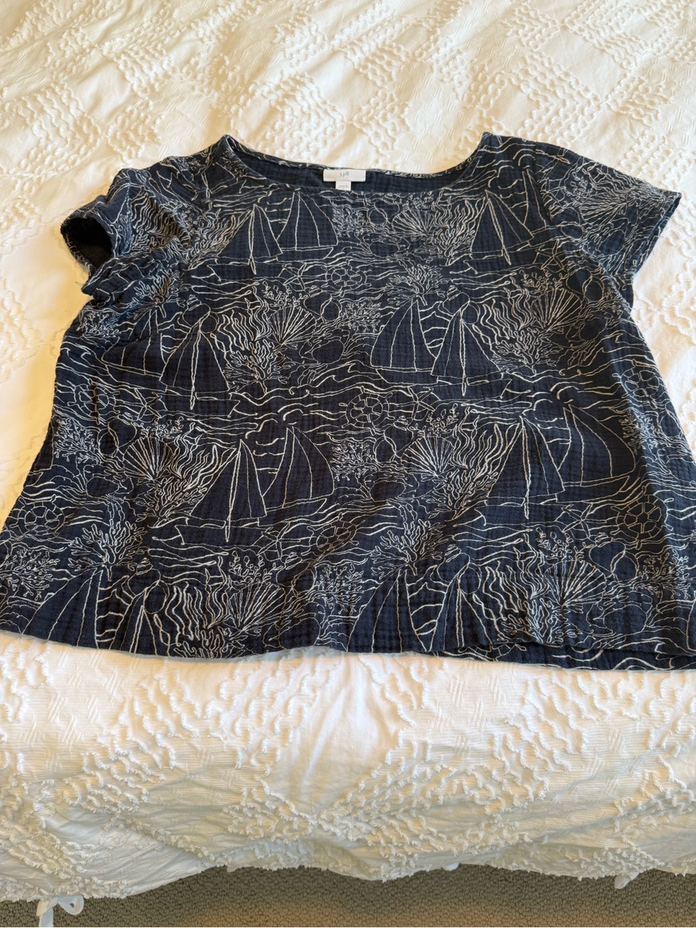 J. Jill Navy and White Sailboat Print Short Sleeve Top